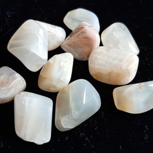 Image of Moonstone crystals