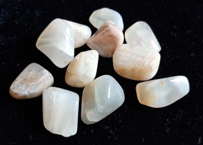 Image of Moonstone crystals