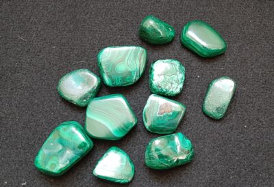 Photo of Malachite crystals