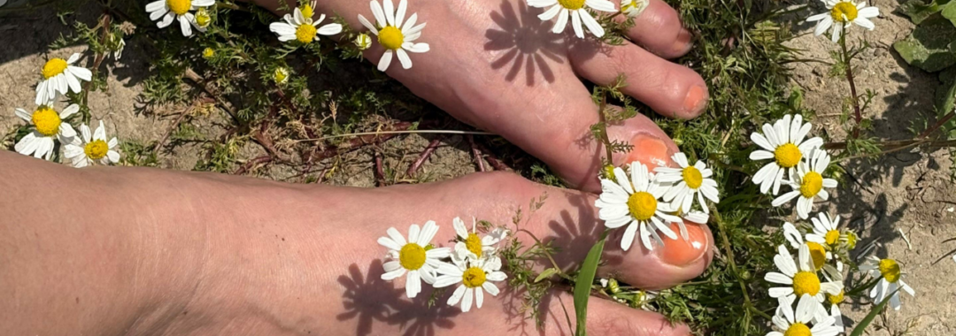 feet grounding on the earth